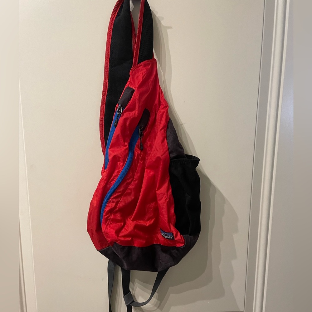 Patagonia crossbody/sling bag